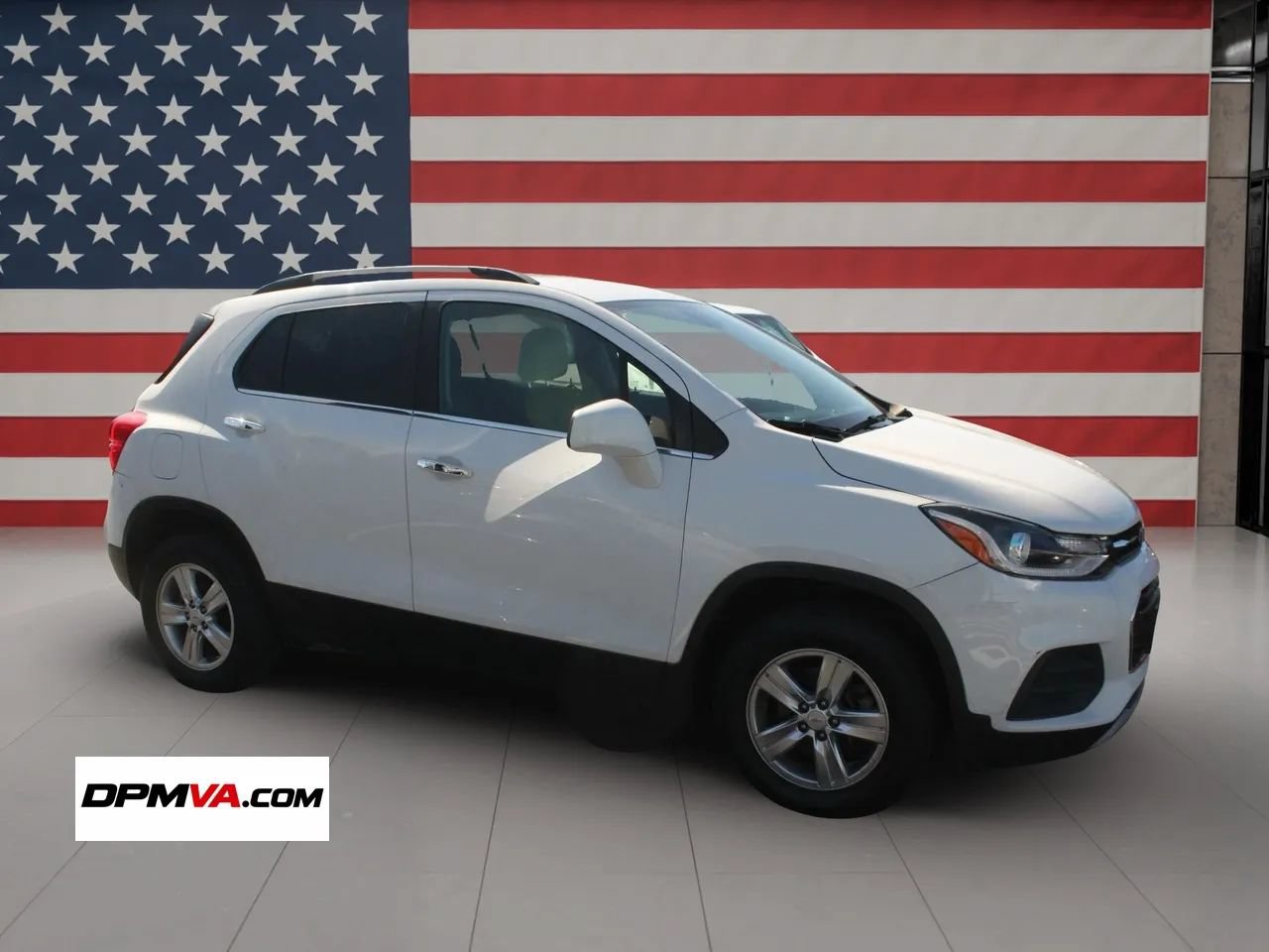Used 2018 Chevrolet Trax LT w/ LT Convenience Package AWD/4WD image 11