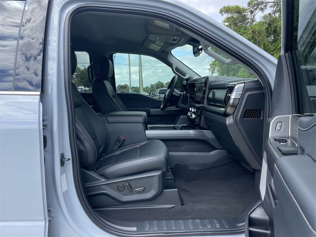 New 2026 Ford F350 Lariat w/ Chrome Package image 24