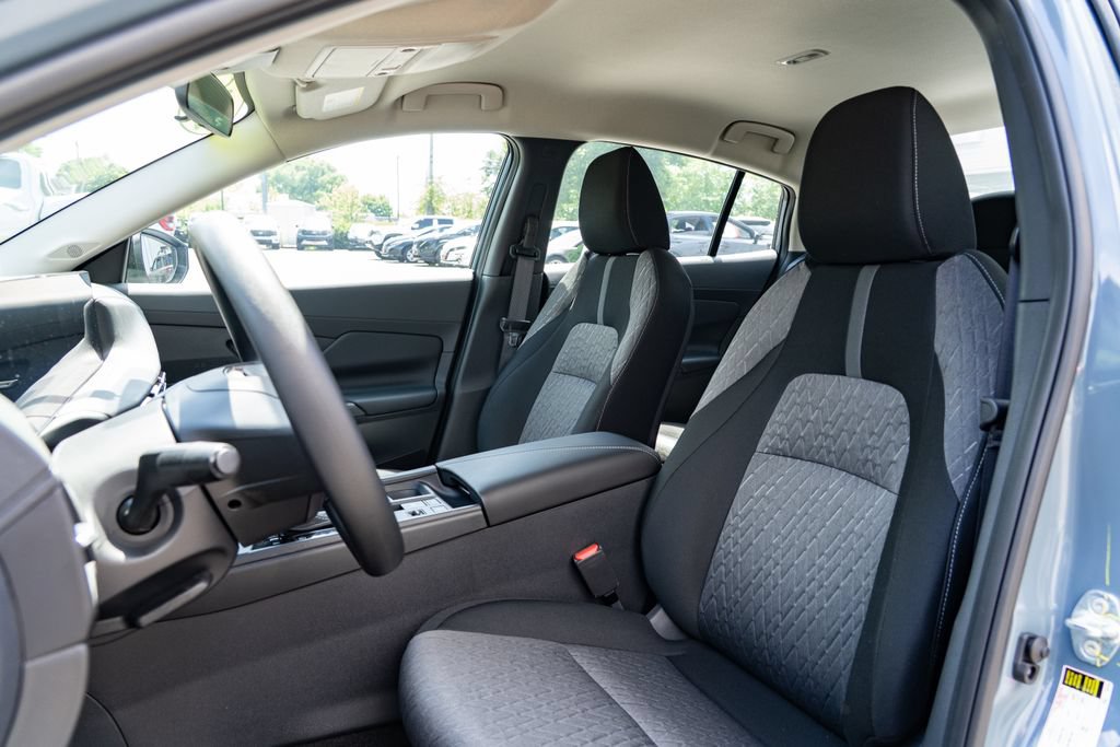 New 2026 Nissan Sentra SV w/ Floor Mat Package FWD image 21