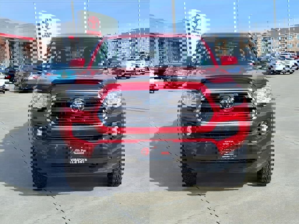 Used 2019 Toyota Tacoma SR5 image 10