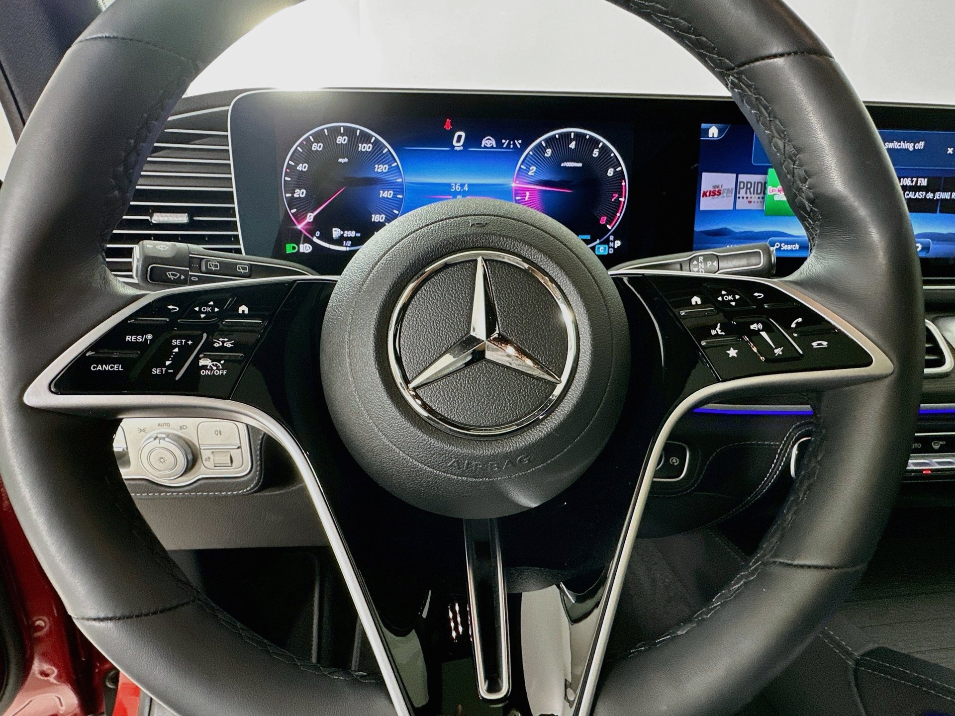 Certified 2025 Mercedes-Benz GLE 350 4MATIC image 12