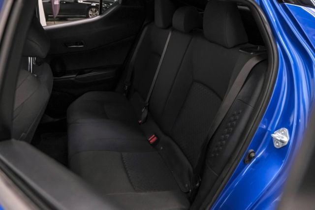 Used 2020 Toyota C-HR LE image 36