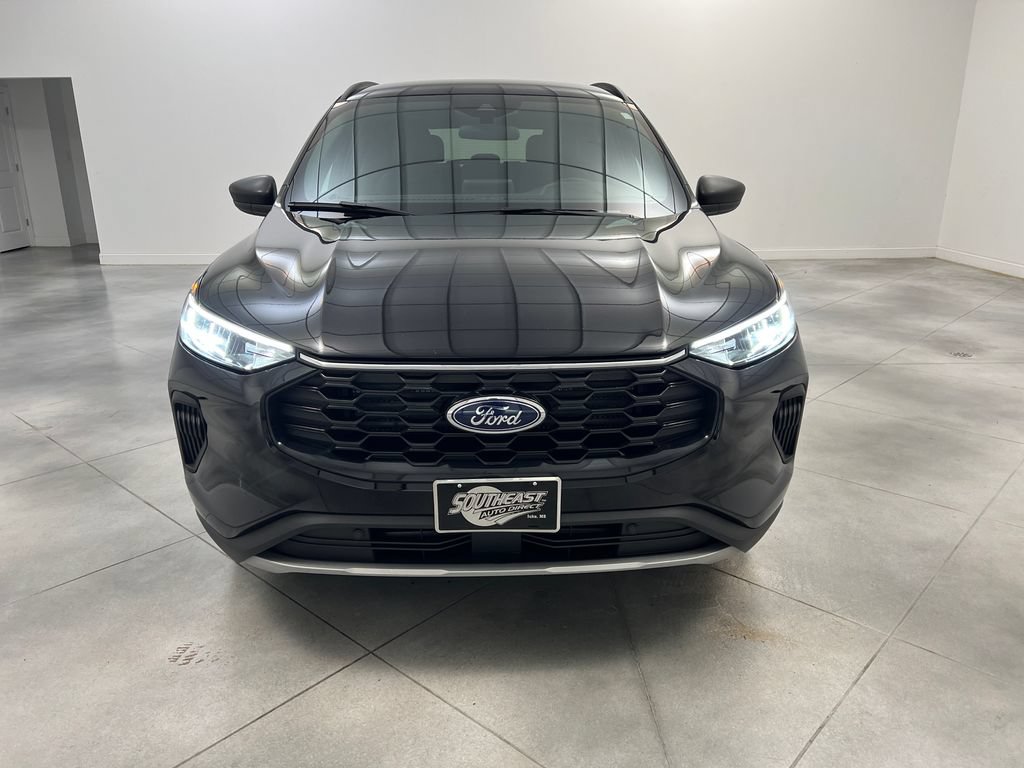Used 2026 Ford Escape ST-Line FWD image 3