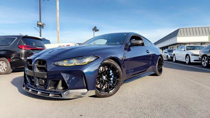 Used 2022 BMW M4 xDrive Competition w/ M Driver's Package AWD/4WD image 2