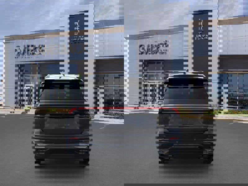 New 2026 Lincoln Nautilus Reserve image 5