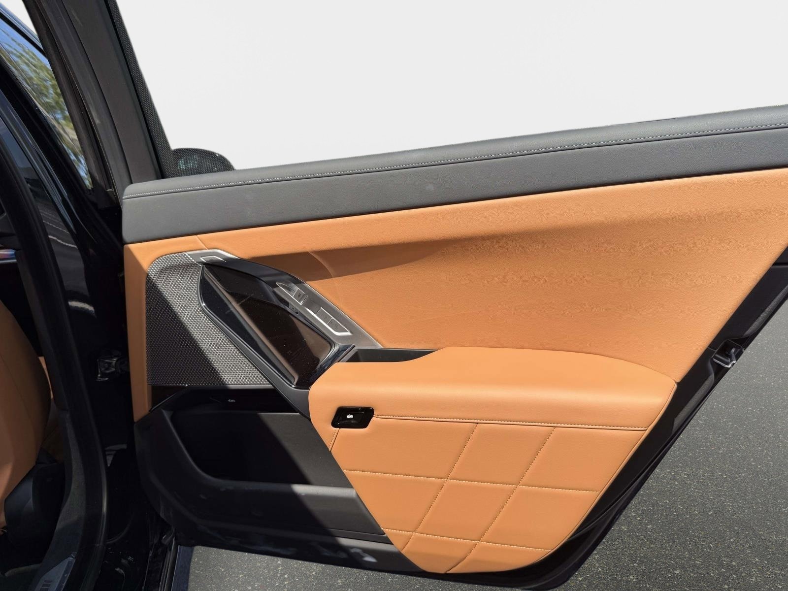 Used 2023 BMW 740i 740i image 26