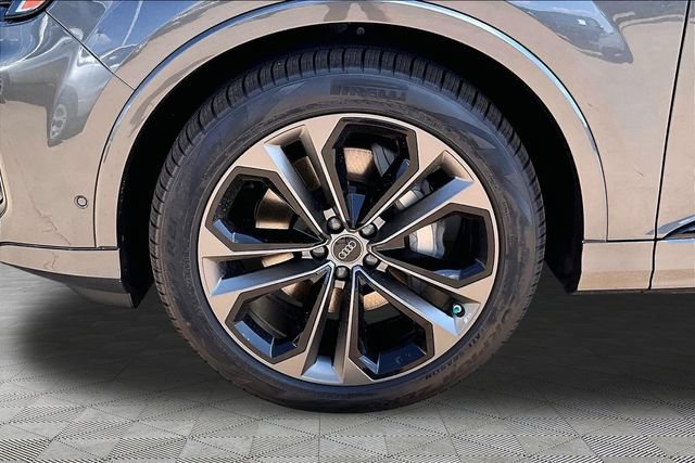 New 2026 Audi Q7 Premium Plus AWD/4WD image 8