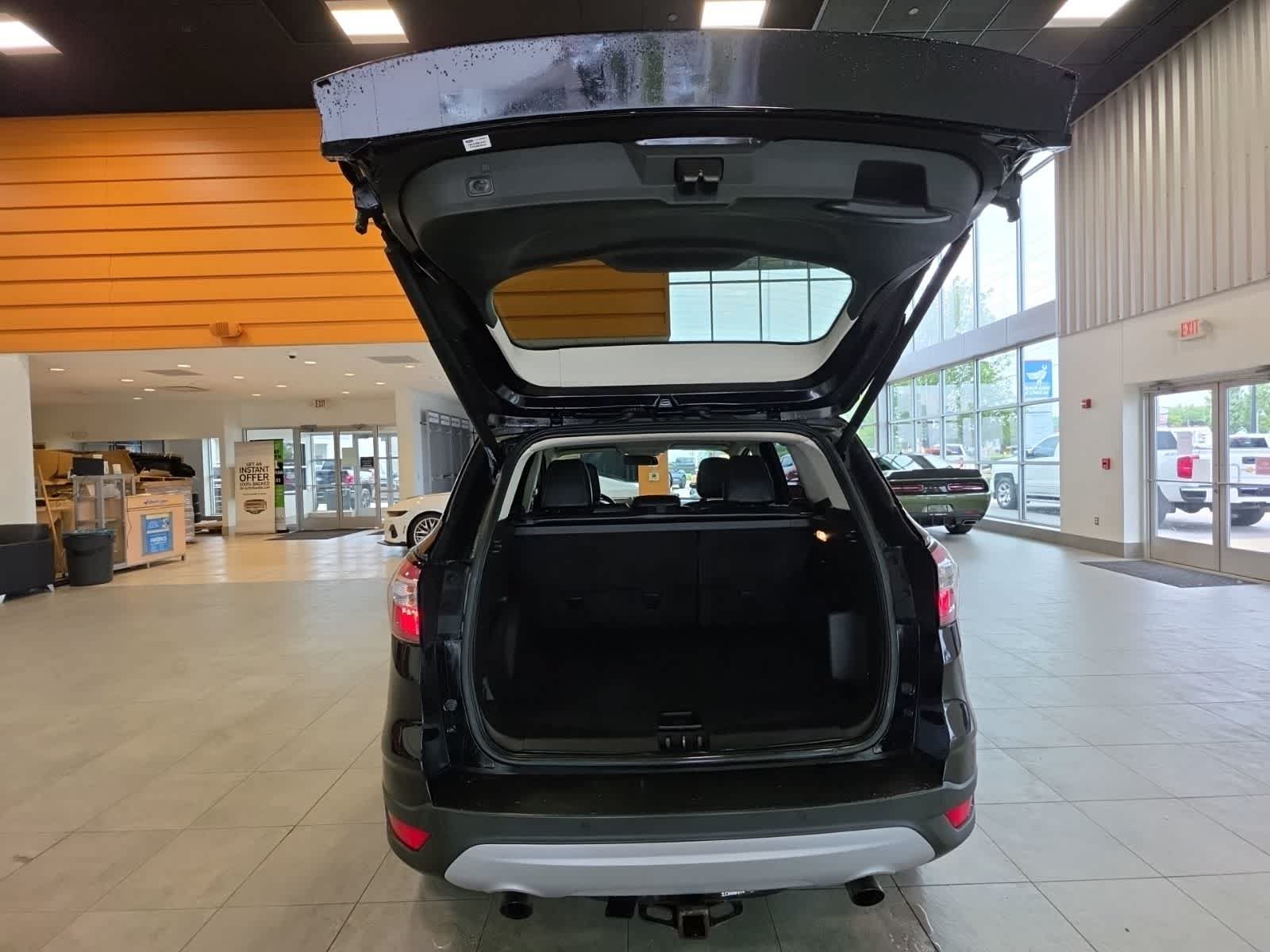 Used 2018 Ford Escape SEL AWD/4WD image 28