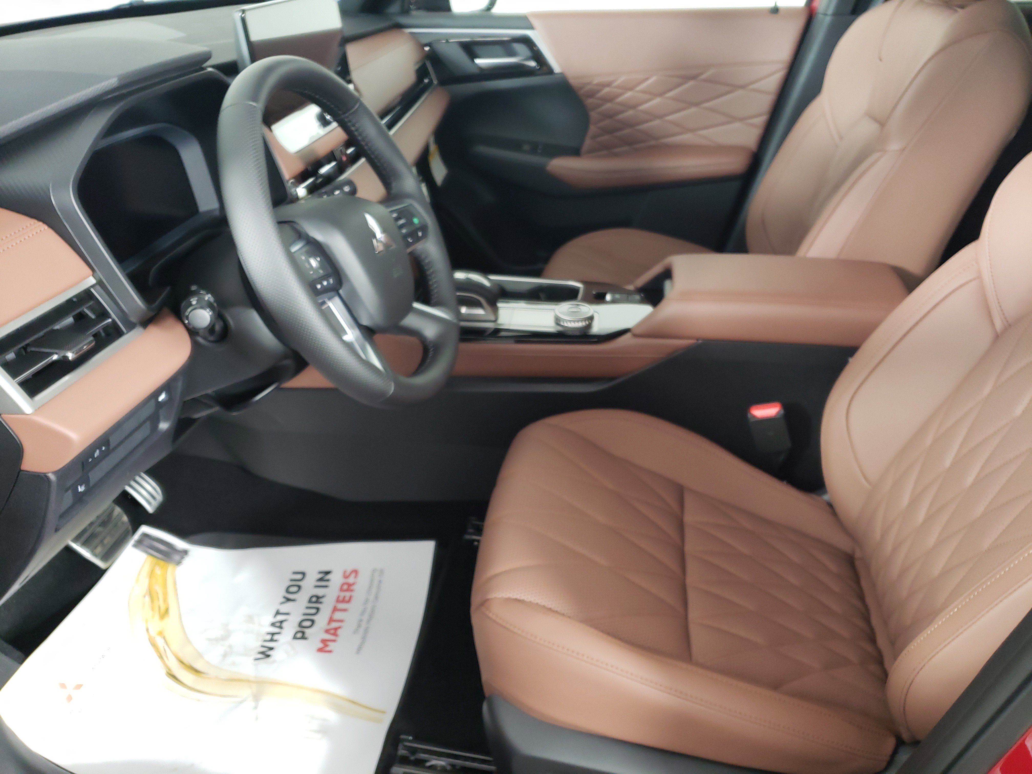 New 2025 Mitsubishi Outlander SEL image 9