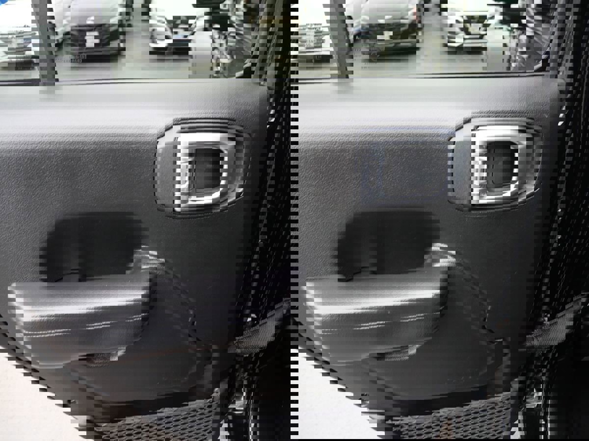 Used 2020 Jeep Wrangler Unlimited Sport S image 23