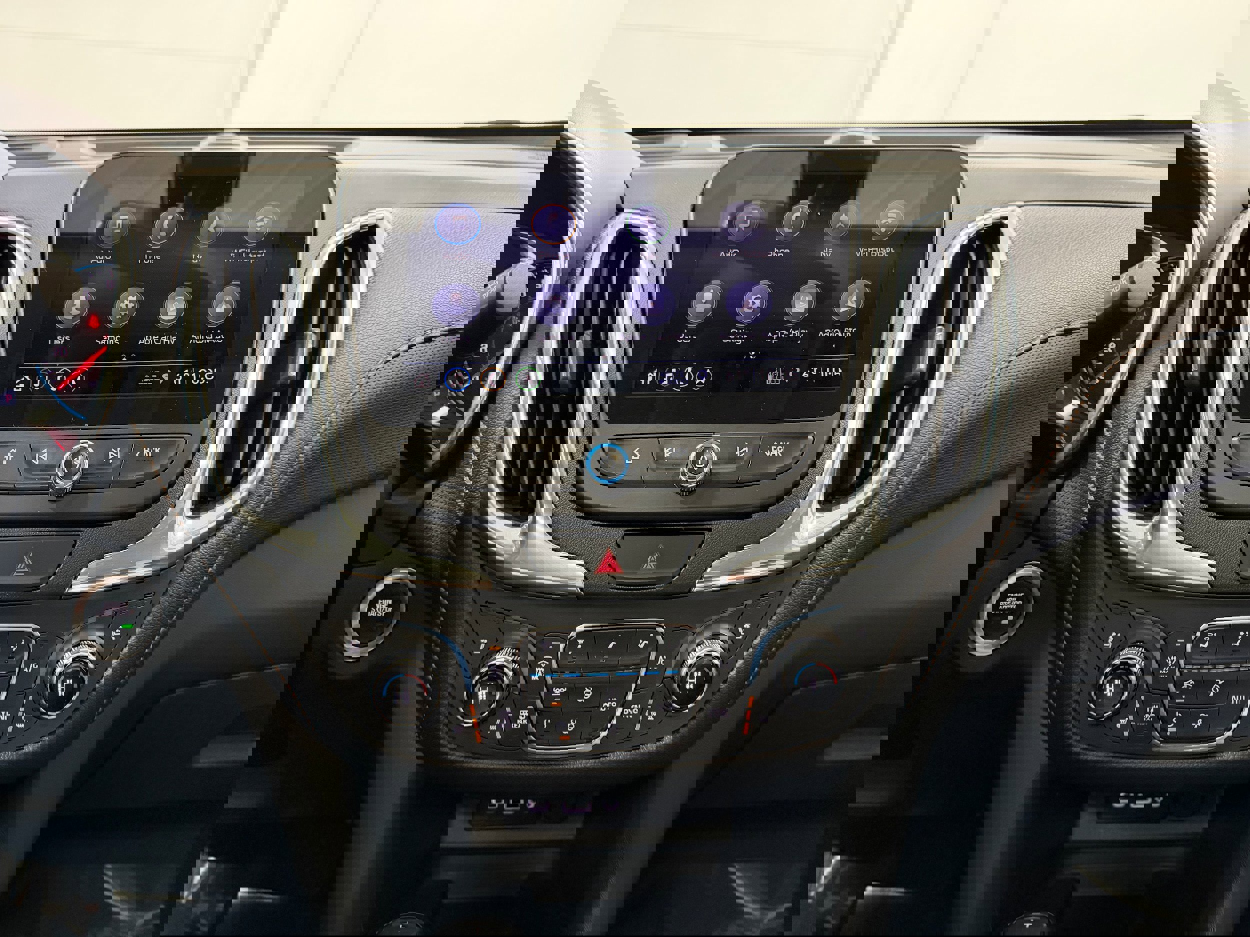 Used 2019 Chevrolet Equinox Premier image 11