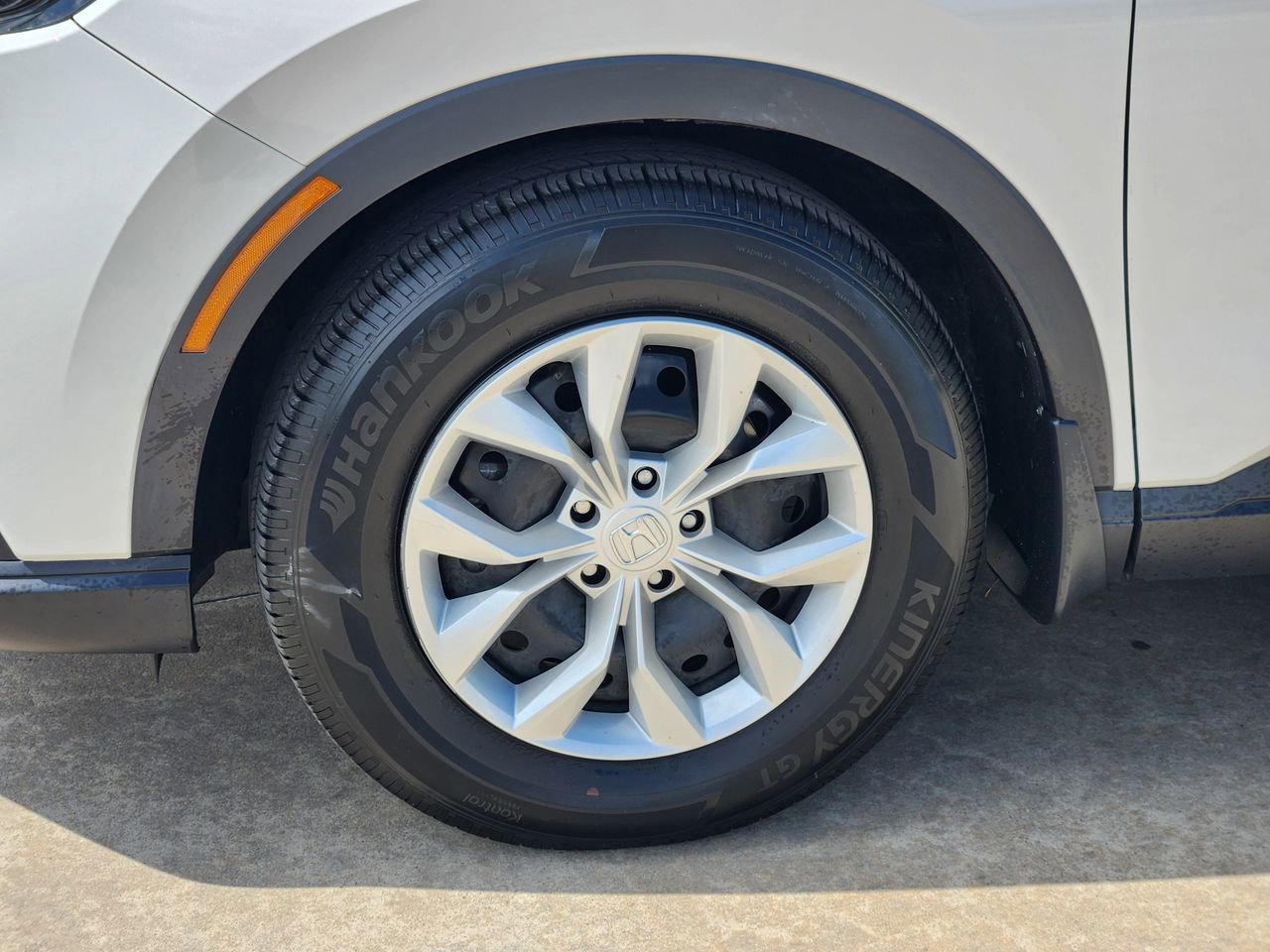 Used 2023 Honda CR-V LX image 11