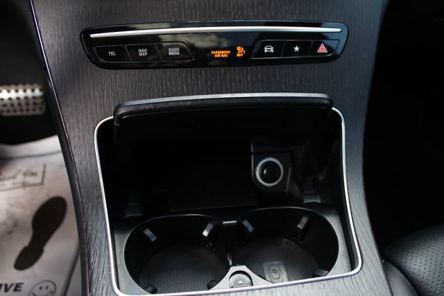 Used 2020 Mercedes-Benz GLC 300 4MATIC image 16