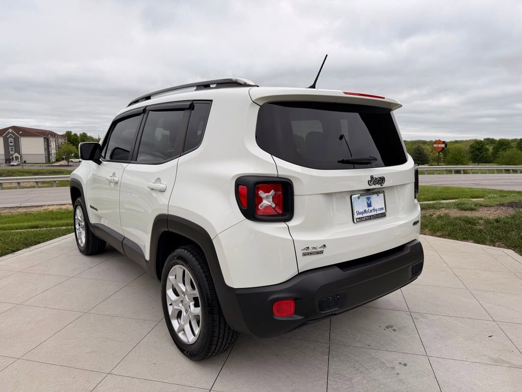 Used 2017 Jeep Renegade Latitude AWD/4WD image 3