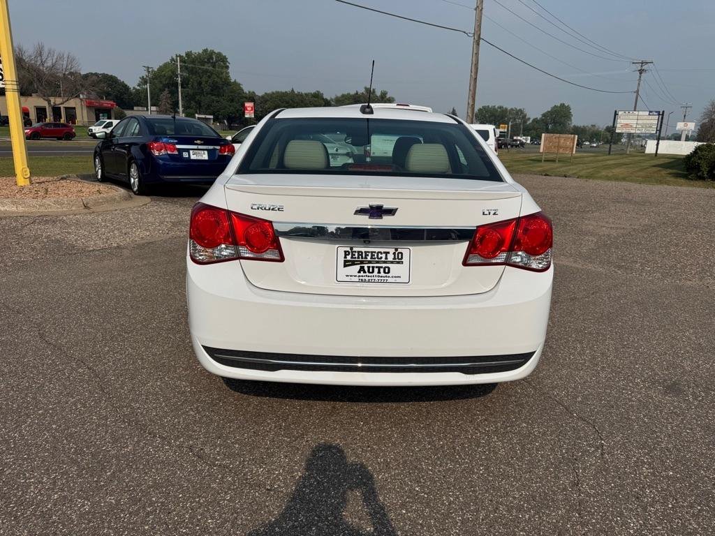 Used 2015 Chevrolet Cruze LTZ w/ Sun, Sound and Sport Package FWD image 6