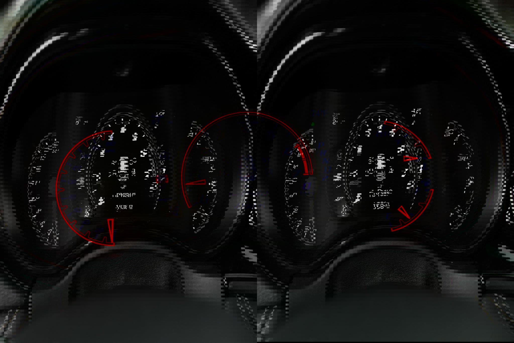 Used 2022 Dodge Durango SRT w/ Technology Group image 34