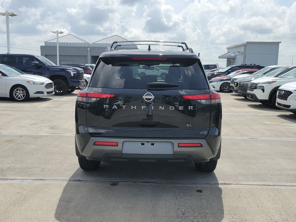 New 2026 Nissan Pathfinder SL FWD image 5