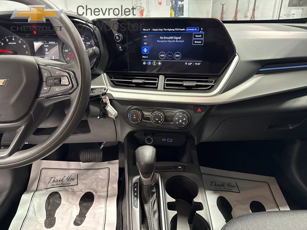 Used 2024 Chevrolet Trax LS image 9