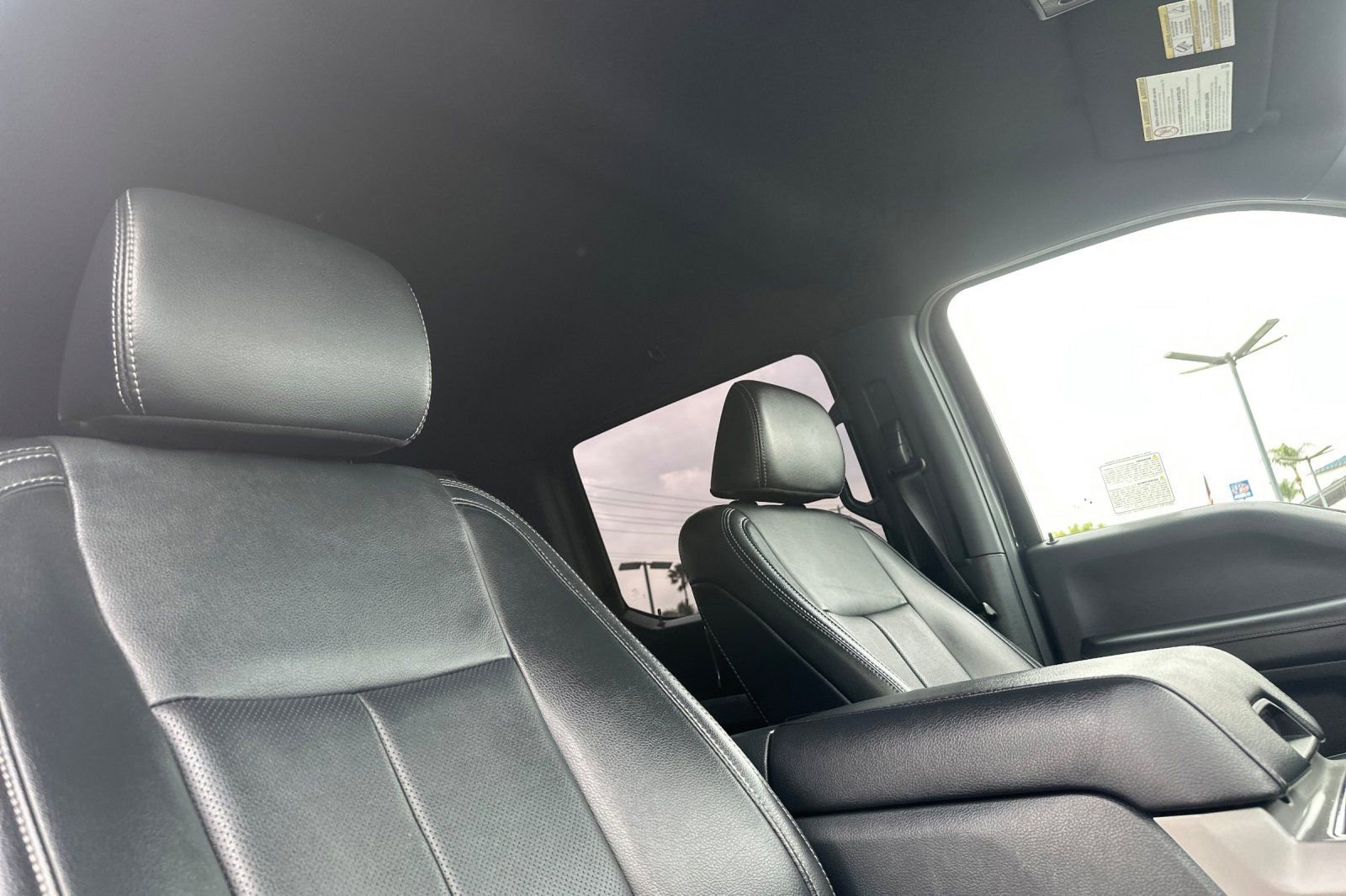 Used 2022 Ford F250 Lariat w/ Tremor Off-Road Package image 16