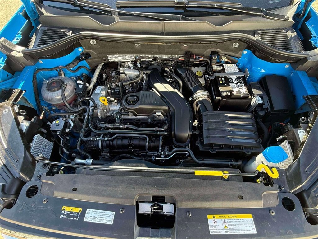 Used 2025 Volkswagen Taos SE w/ Panoramic Sunroof Package image 24