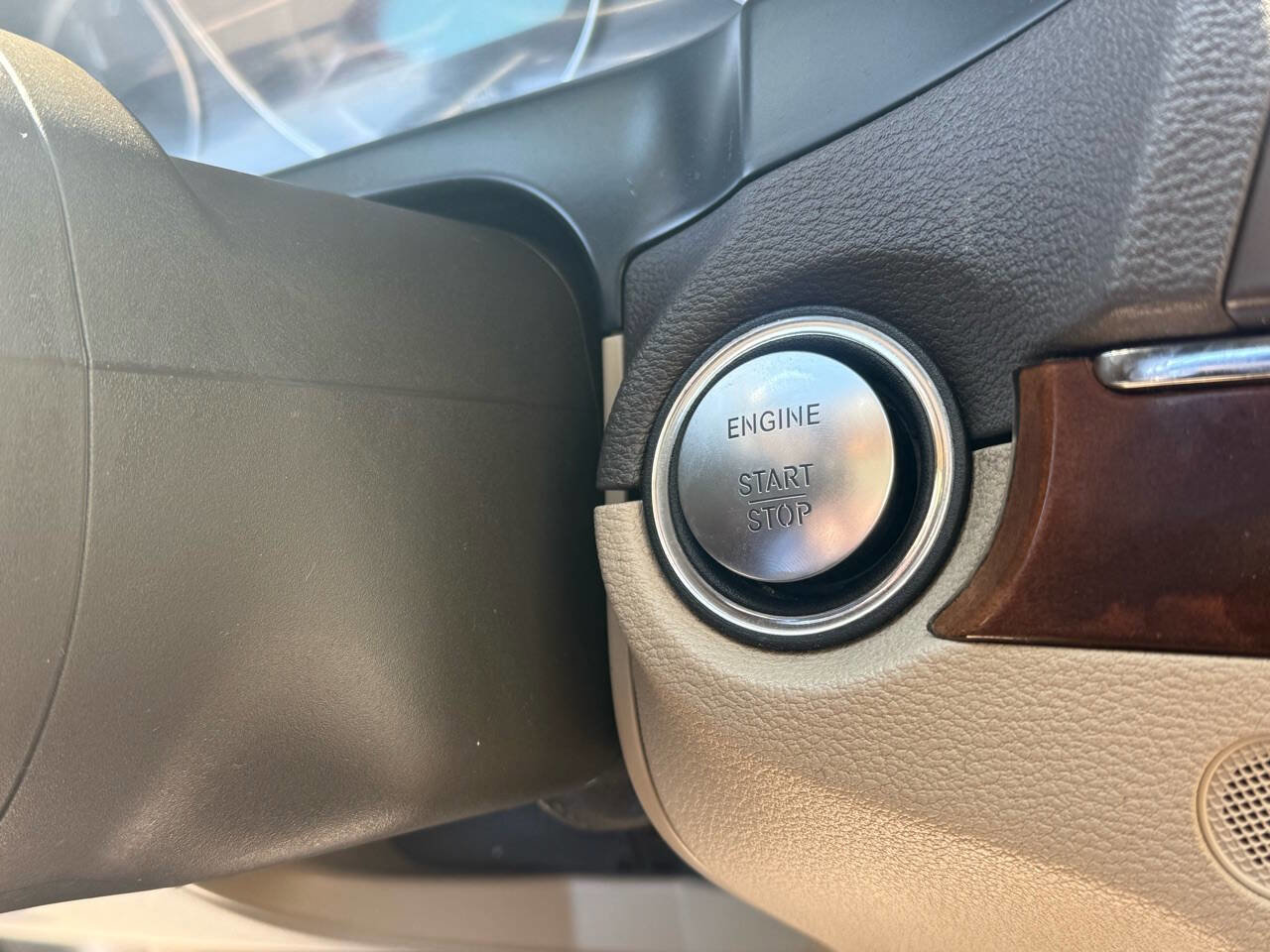 Used 2011 Mercedes-Benz E 350 Coupe image 10