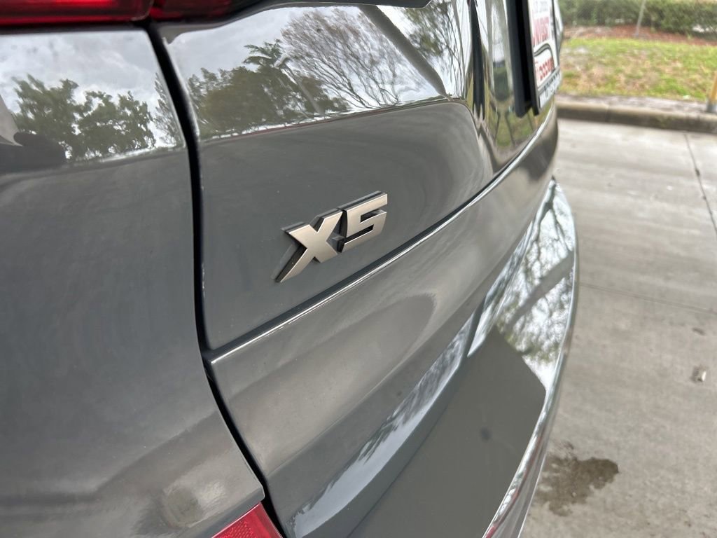 Used 2021 BMW X5 M50i w/ Executive Package image 20