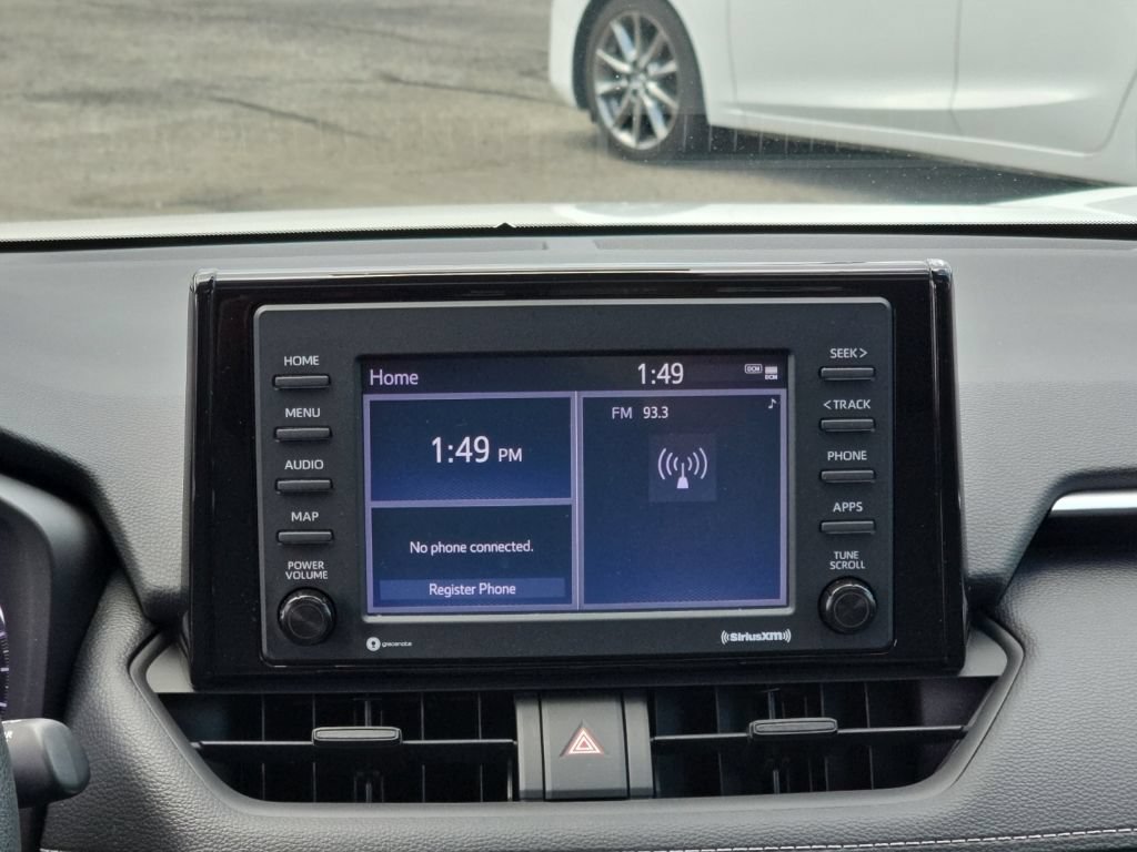 Used 2021 Toyota RAV4 XLE w/ Convenience Package FWD image 14