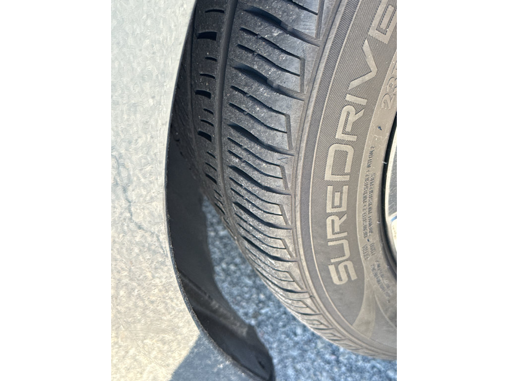 Used 2022 Volvo S60 B5 Inscription FWD image 11