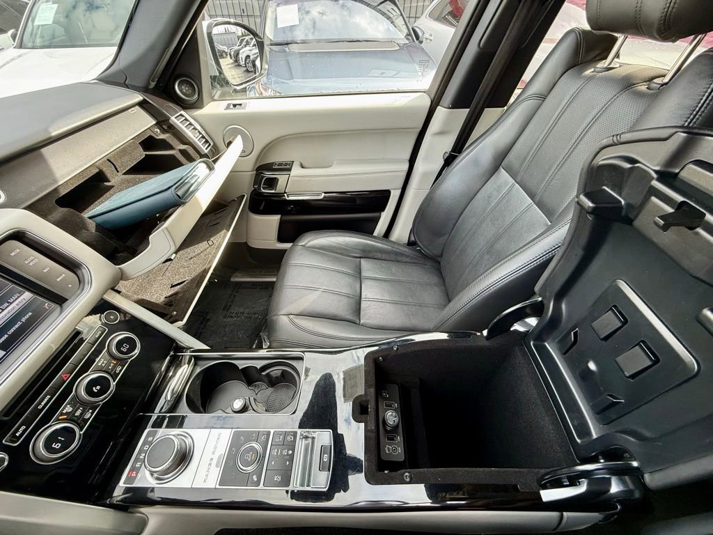 Used 2015 Land Rover Range Rover Supercharged image 24