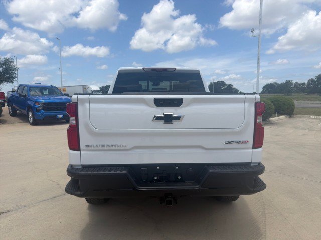 Used 2026 Chevrolet Silverado 1500 ZR2 AWD/4WD image 15
