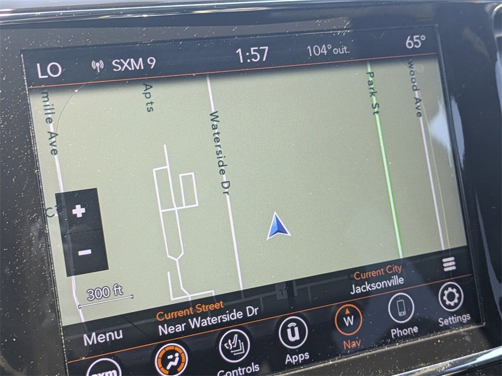 Used 2022 Jeep Grand Cherokee Laredo X image 26