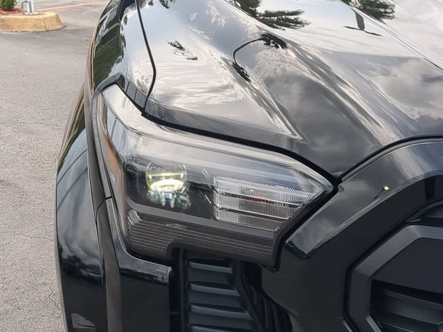Used 2025 Toyota Tacoma TRD Sport RWD image 10