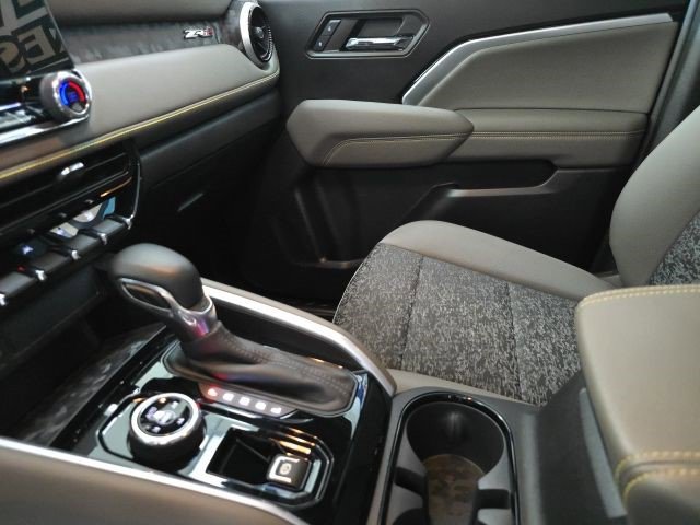 Certified 2024 Chevrolet Colorado ZR2 w/ Safety Package image 21