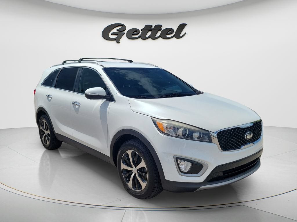 Used 2017 Kia Sorento EX w/ EX Premium Package FWD image 3