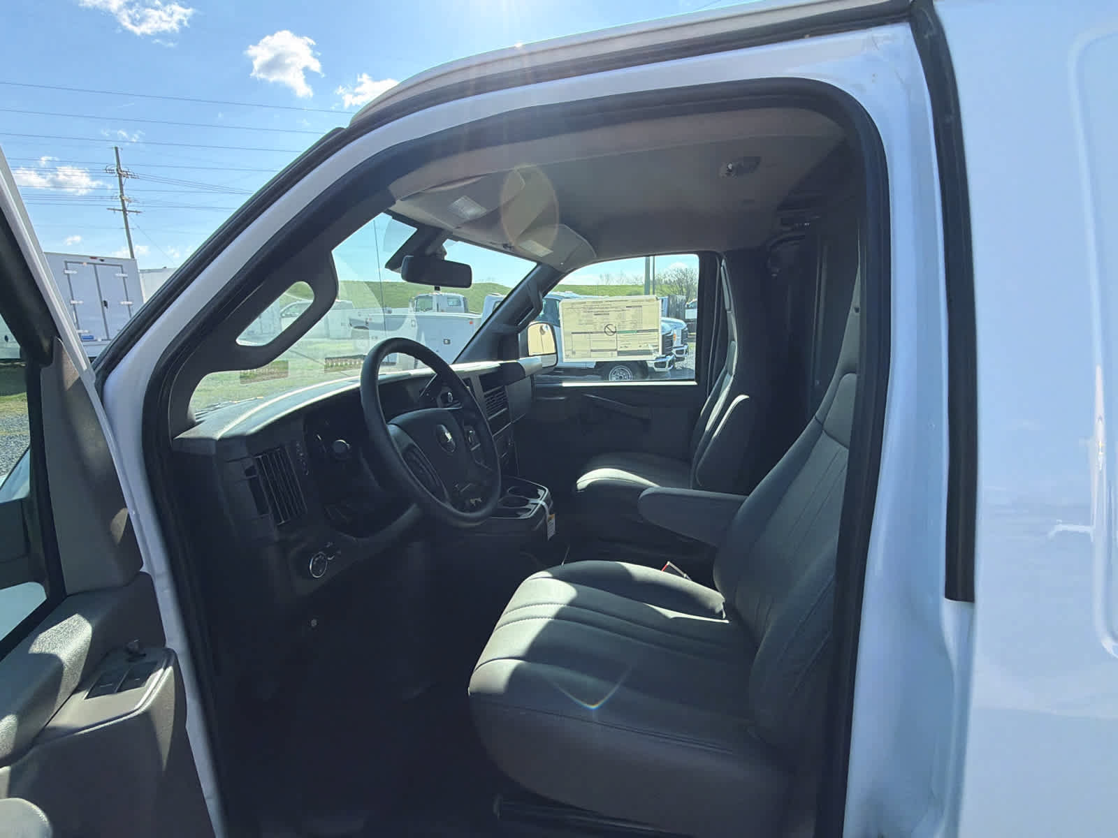 New 2025 Chevrolet Express 2500 w/ Driver Convenience Package image 18