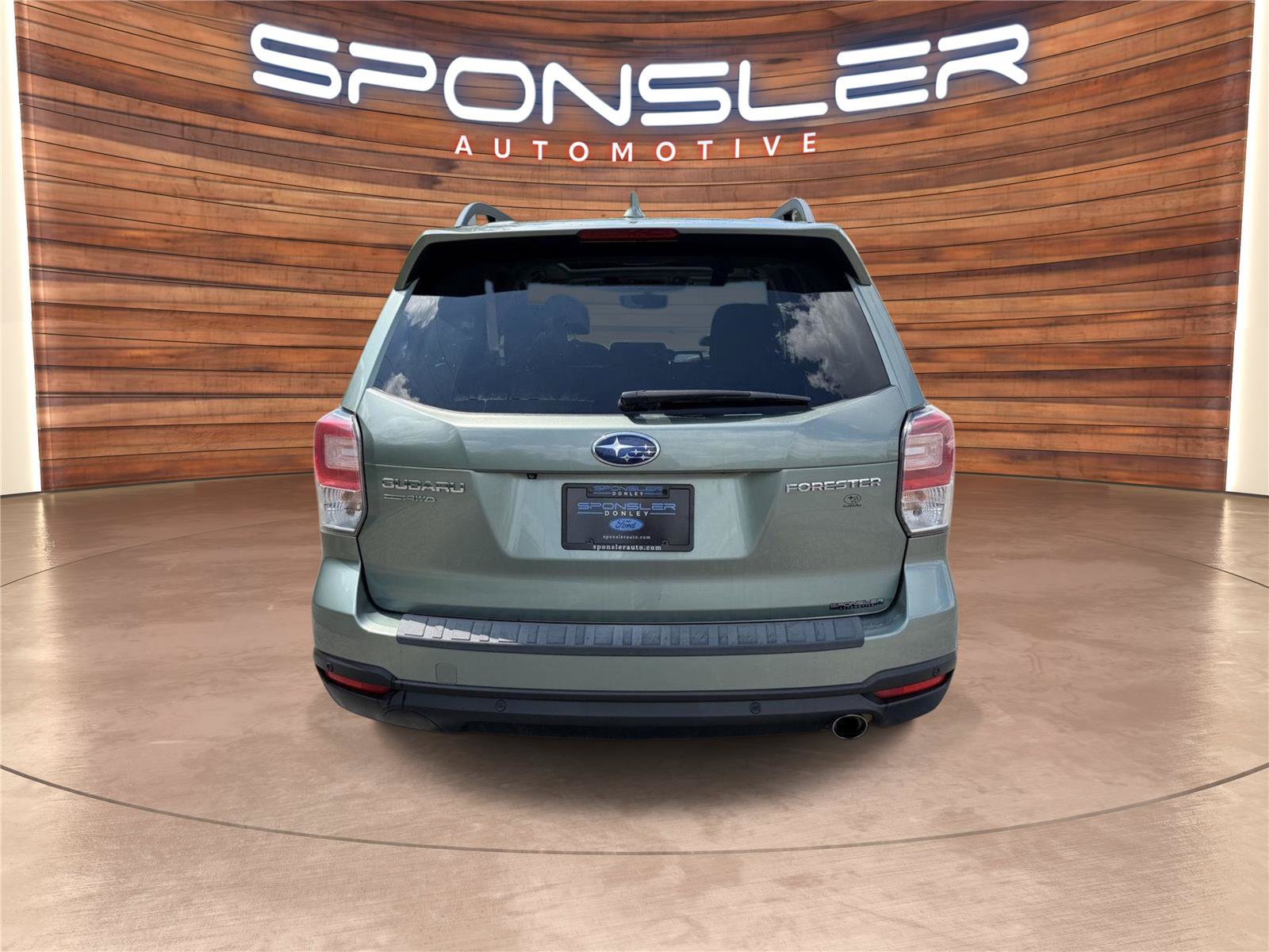 Used 2018 Subaru Forester 2.5i Touring w/ Popular Package #2 AWD/4WD image 5