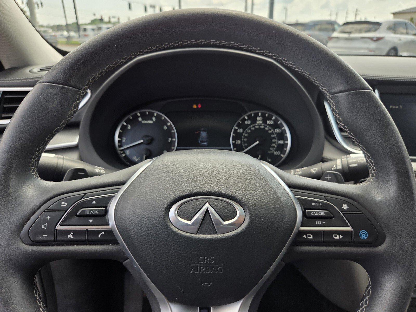 Used 2023 INFINITI QX50 Luxe FWD image 22