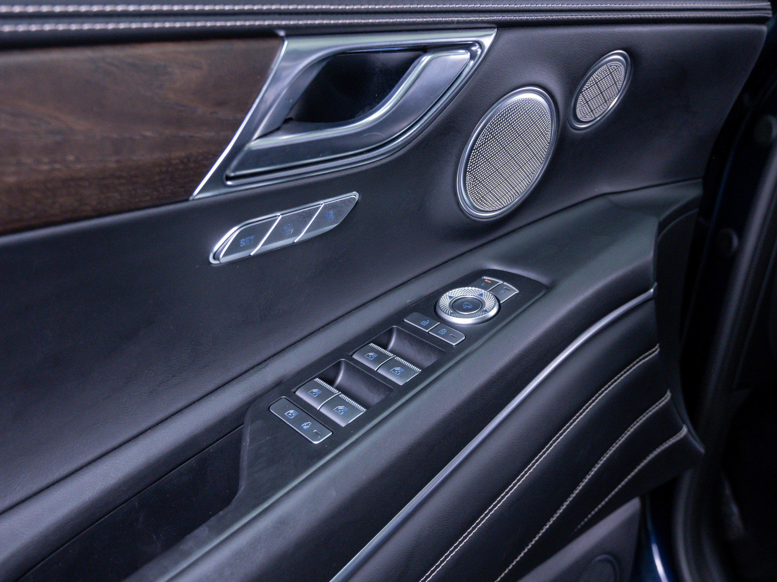 Used 2023 Genesis GV80 3.5T Prestige w/ Prestige Package image 21