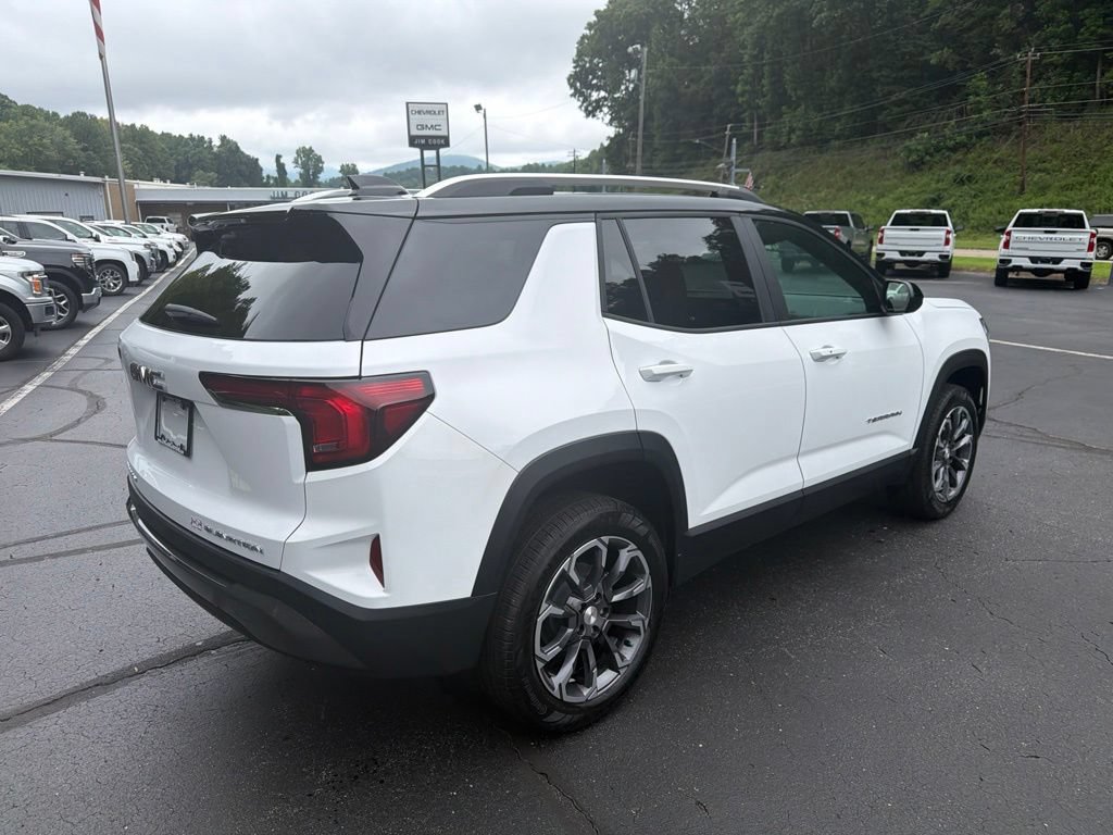 New 2027 GMC Terrain Elevation w/ Elevation Premium Package FWD image 4