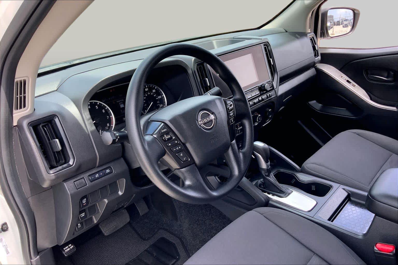 Used 2026 Nissan Frontier S RWD image 17