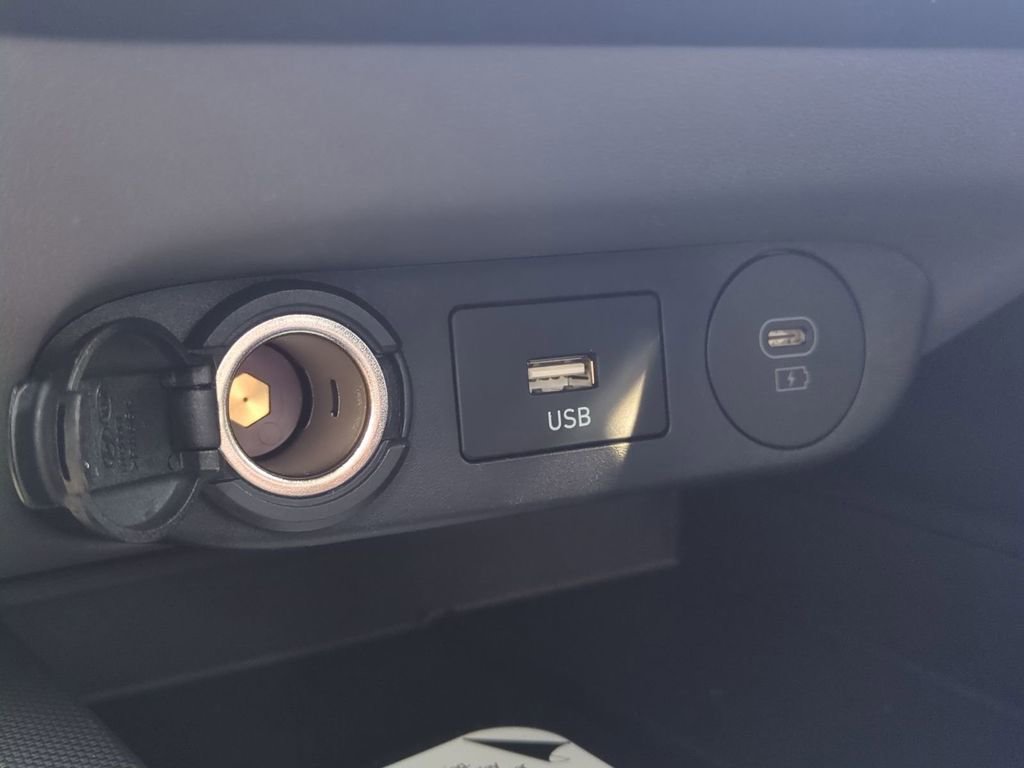 New 2026 Hyundai Elantra SEL Sport image 24