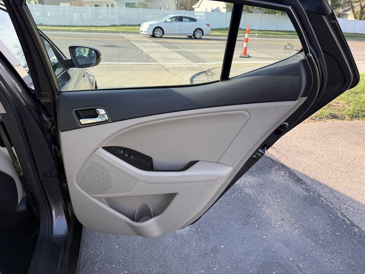 Used 2015 Kia Optima EX w/ EX Premium Package image 11