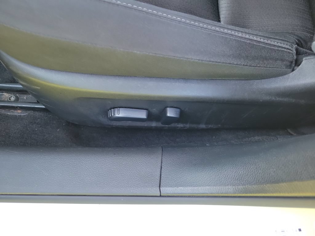 Used 2024 Nissan Altima 2.5 SV FWD image 21