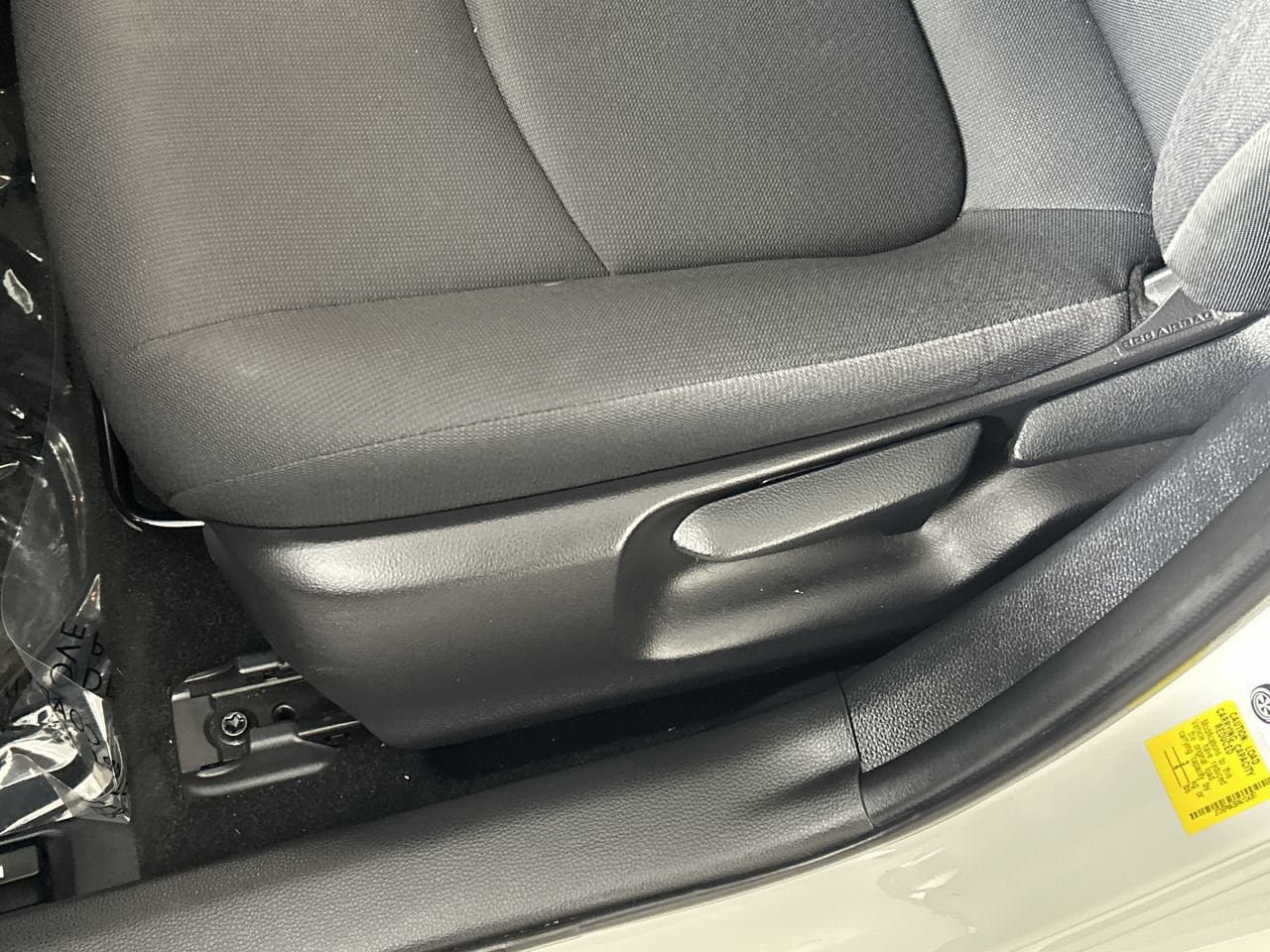Used 2021 Toyota Corolla LE w/ Carpet Mat Package (TMS) FWD image 20