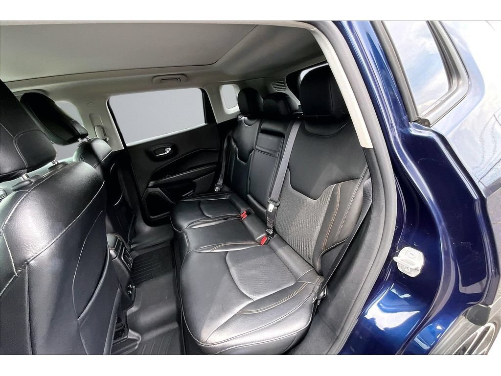 Used 2018 Jeep Compass Limited w/ Navigation Group AWD/4WD image 33