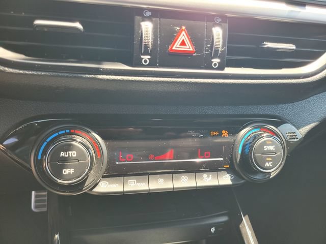 Used 2023 Kia Forte GT-Line w/ GT-Line Premium Package FWD image 24