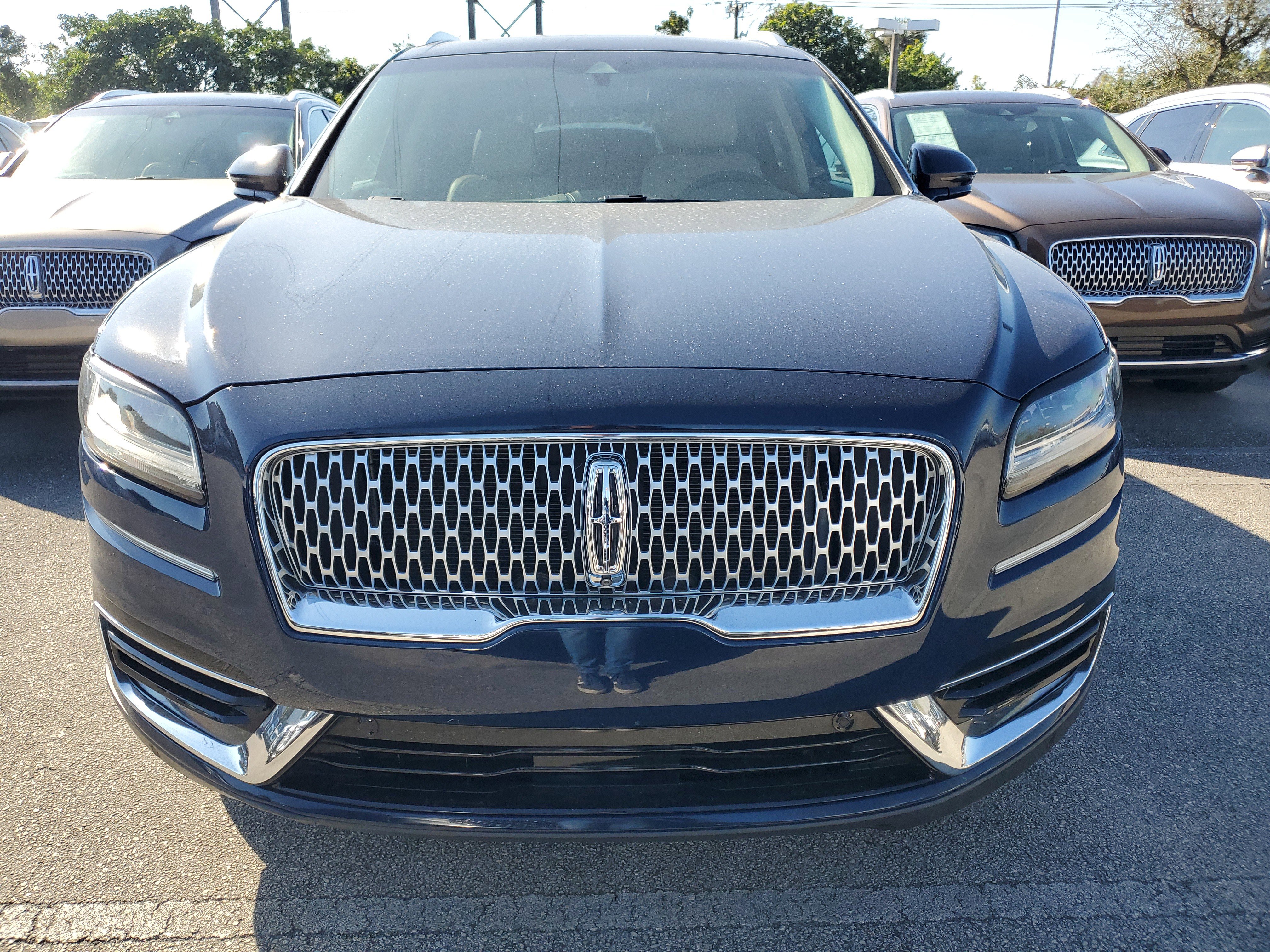 Certified 2019 Lincoln Nautilus Reserve image 2