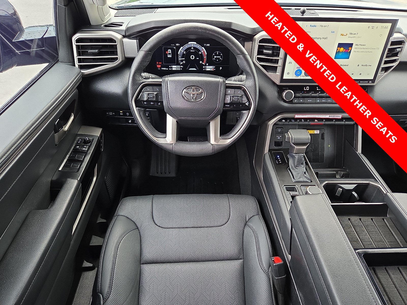 Used 2024 Toyota Tundra Limited AWD/4WD image 11
