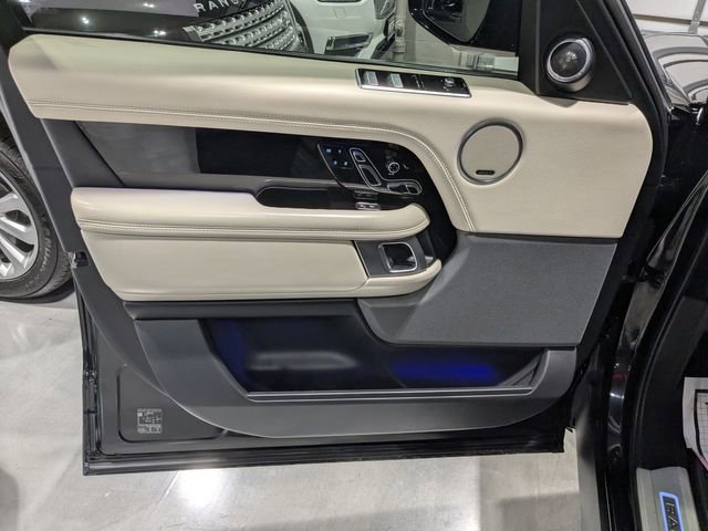 Used 2020 Land Rover Range Rover Long Wheelbase HSE image 20