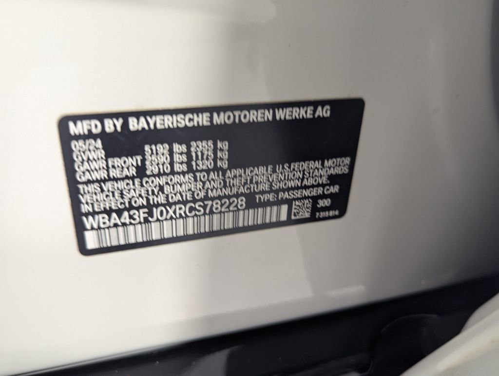 Used 2024 BMW 530i w/ M Sport Package image 31